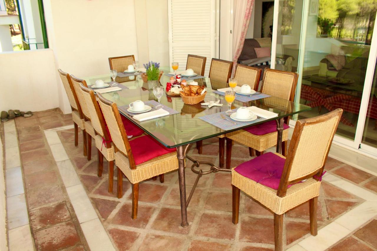 Apartment in El Presidente Beach Side New Golden Mile Estepona Exterior foto