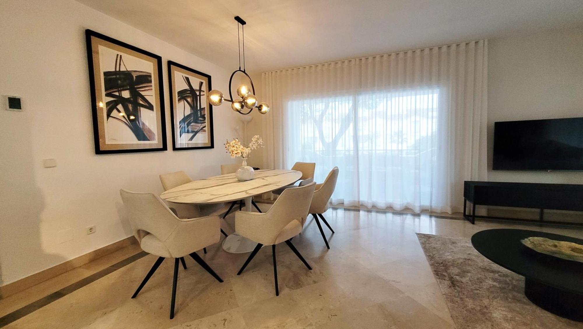 Apartment in El Presidente Beach Side New Golden Mile Estepona Exterior foto