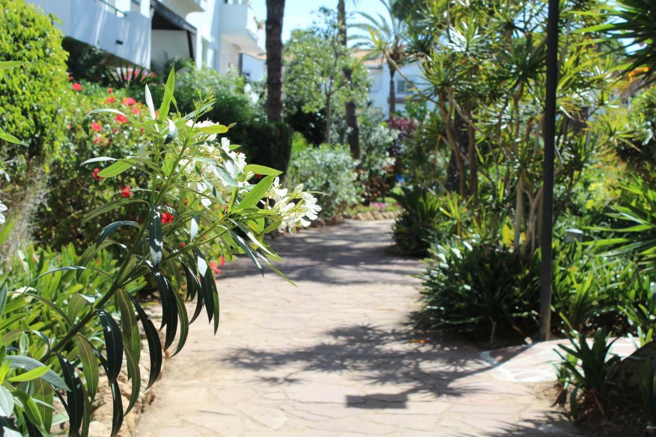 Apartment in El Presidente Beach Side New Golden Mile Estepona Exterior foto